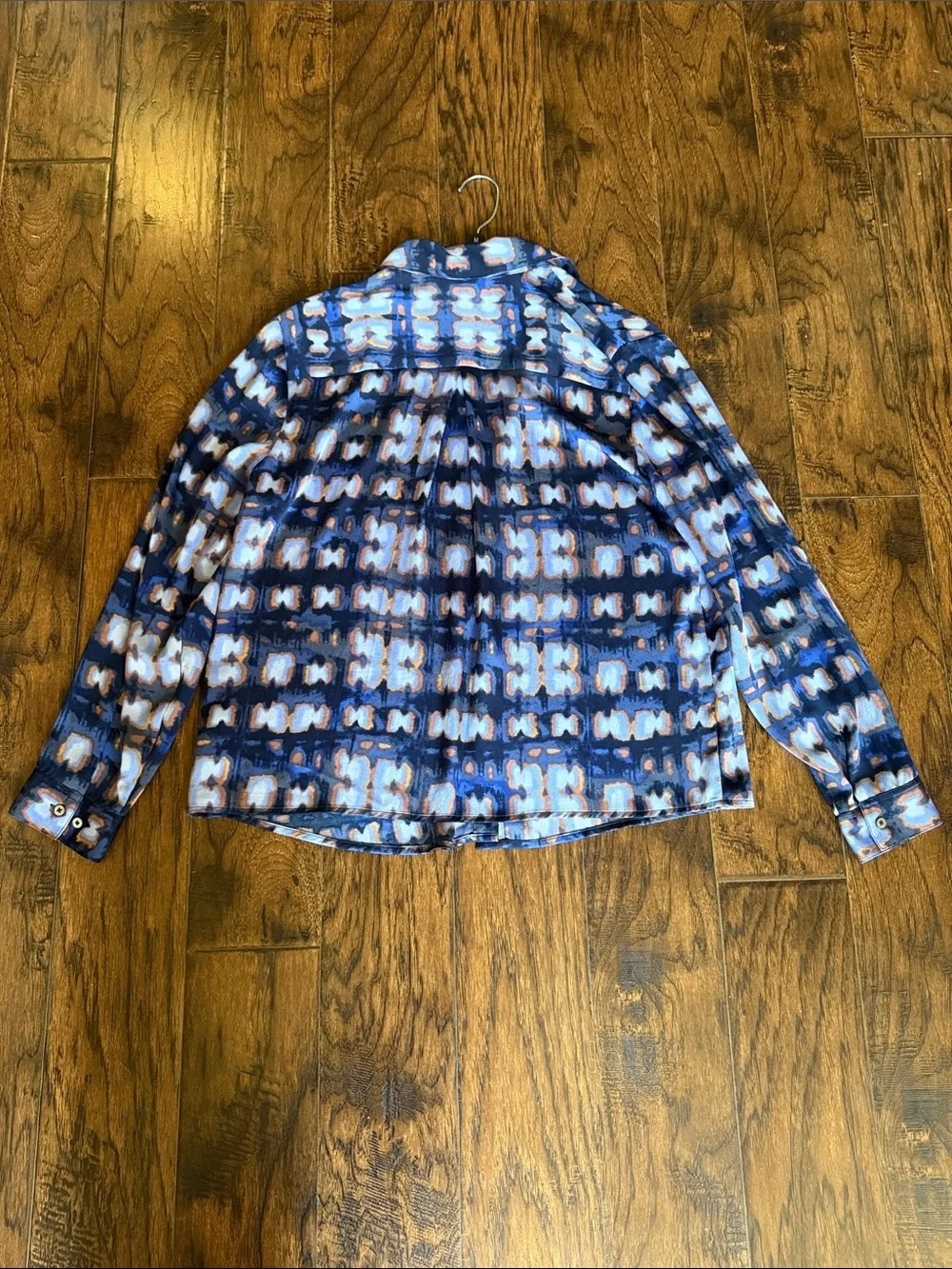 Women’s Nic + Zoe Shibori Glow Blue Patterned Button-Front Blouse, size medium